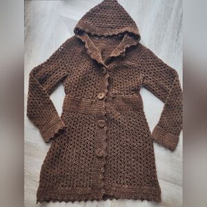 Vintage handmade masterpiece: soft noisette color crochet cardigan